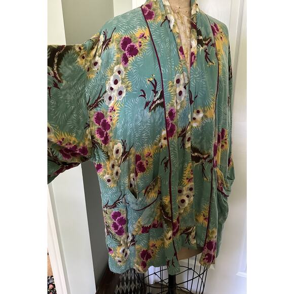 FLOREAT Loved By Anthropologie Women's Floral Rayon Kimono Jacket Size XS/S - Picture 4 of 16